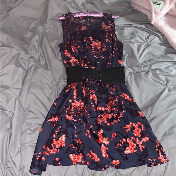 Guess Dresses & Skirts - Guess dress